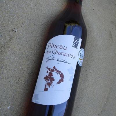 Pineau des Charentes rouge egreteau