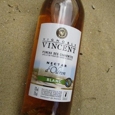 Pineau des Charentes blanc vignoble vincent